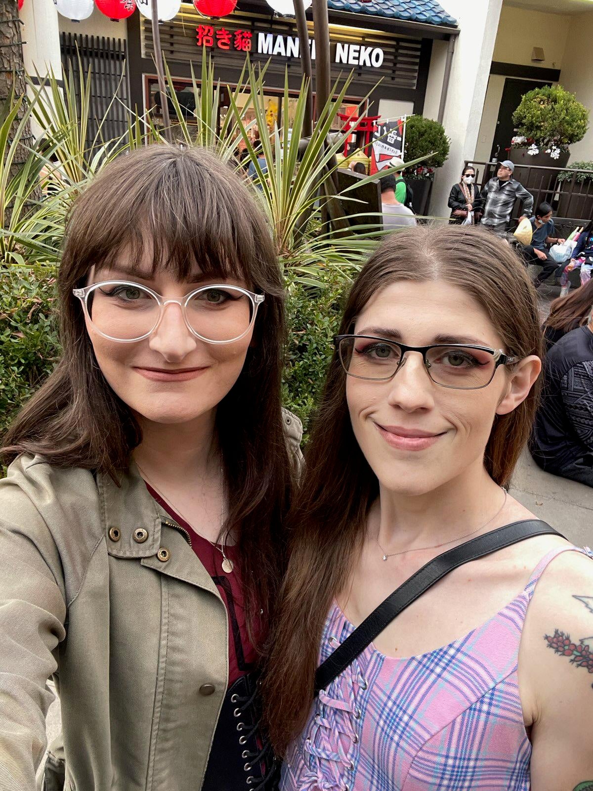My girl and I walking around little Tokyo, How do we look? zw187u - transexual woman