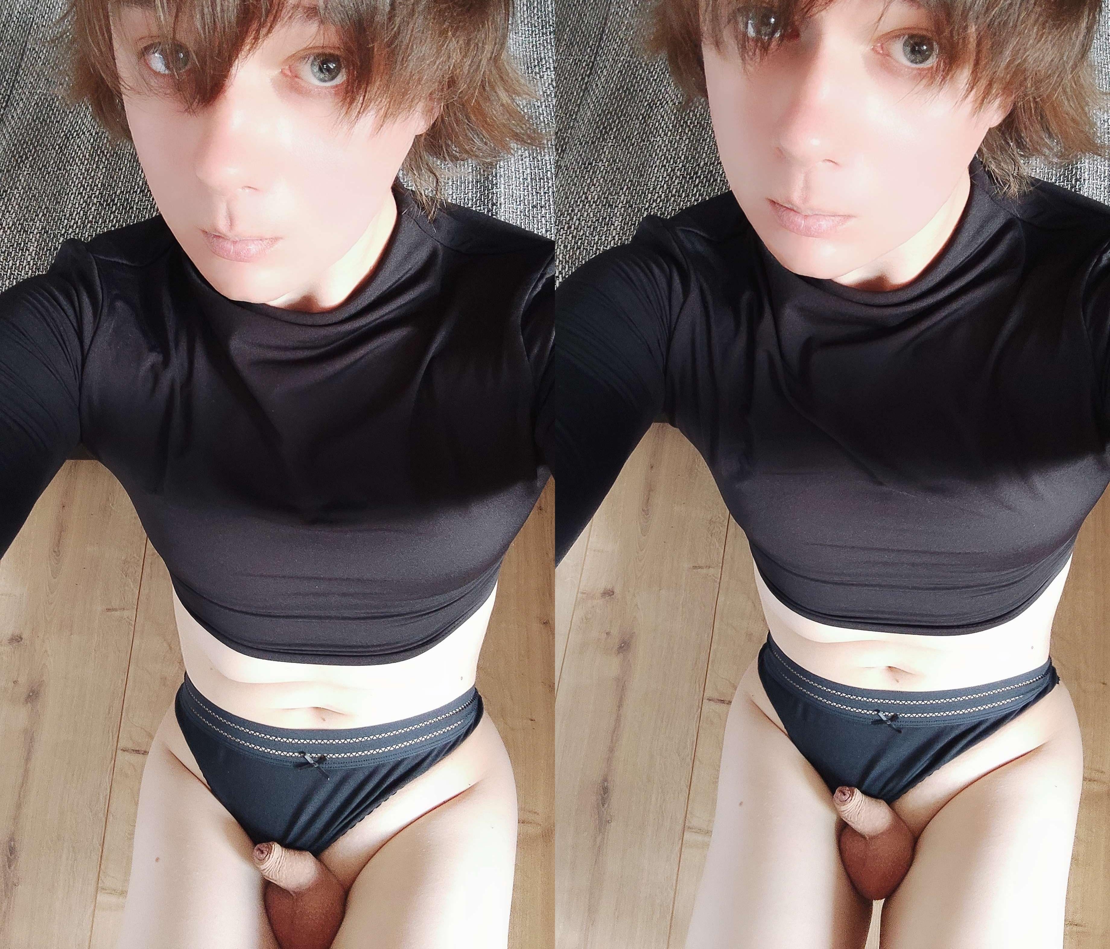 I feel so ashamed when big dick guys see my little pp🙈🤏🏻 And I think you know that I love when you fuck my face roughly🤤💦 That doesn't make me gay, right?😳💞 105m9sk - transexual woman